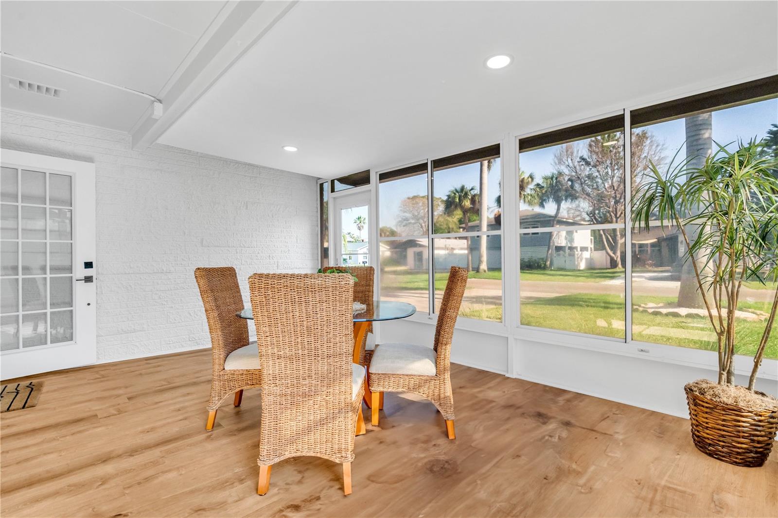 SHOREACRES CENTER - Residential