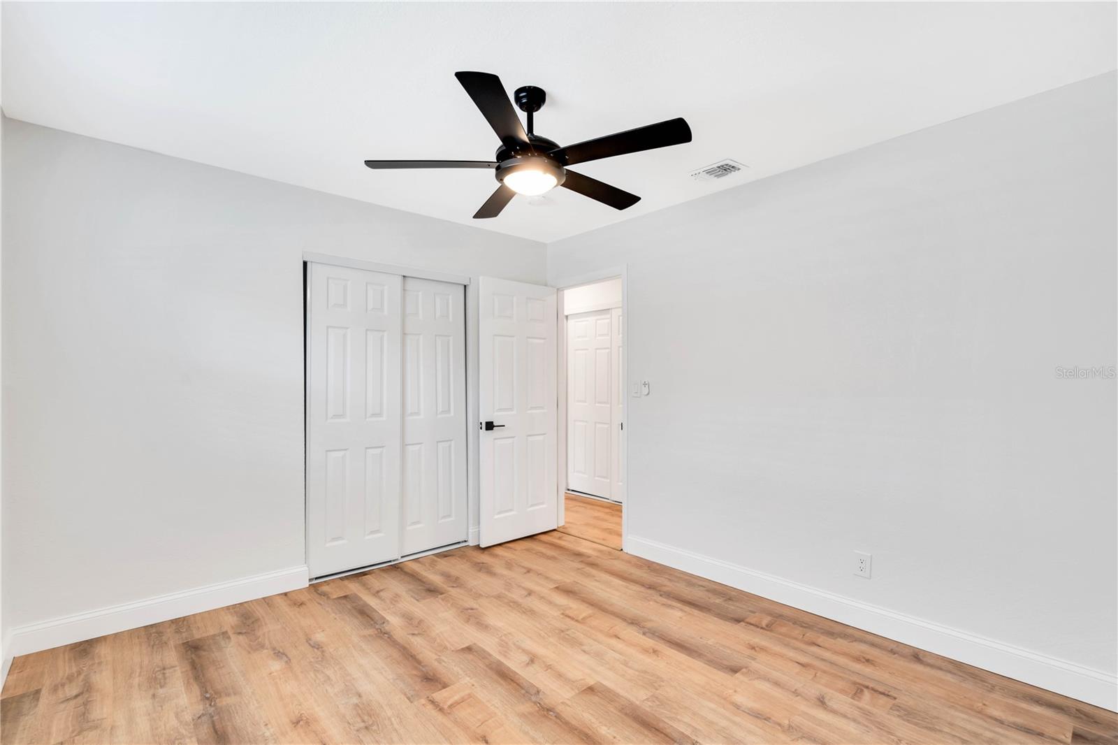 SHOREACRES CENTER - Residential