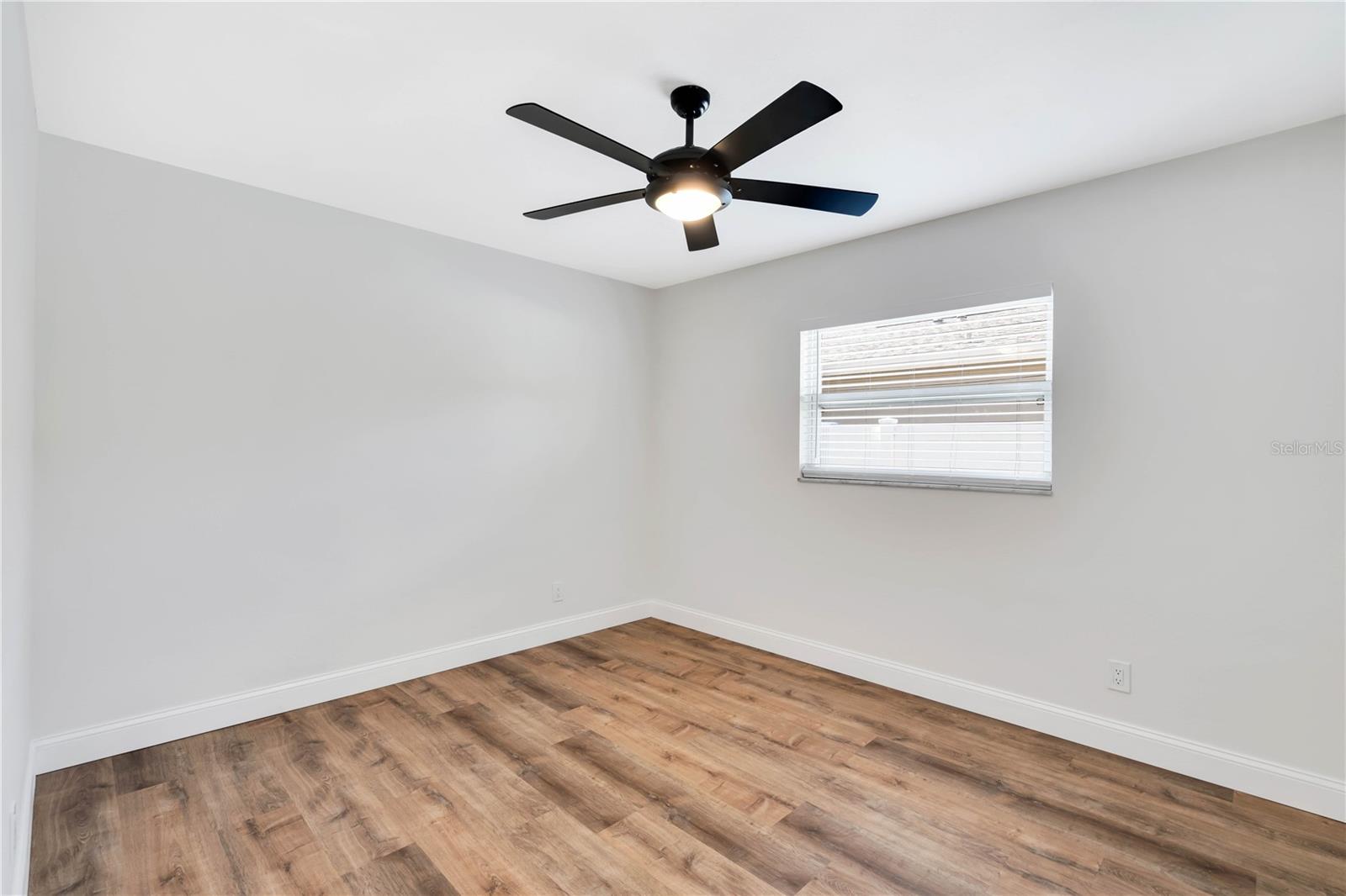 SHOREACRES CENTER - Residential