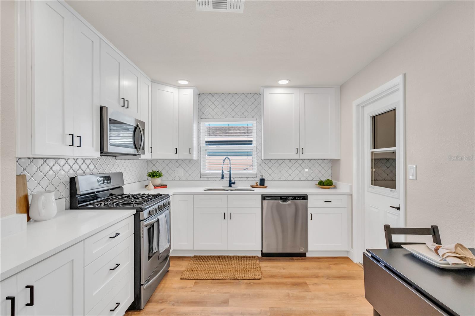 SHOREACRES CENTER - Residential