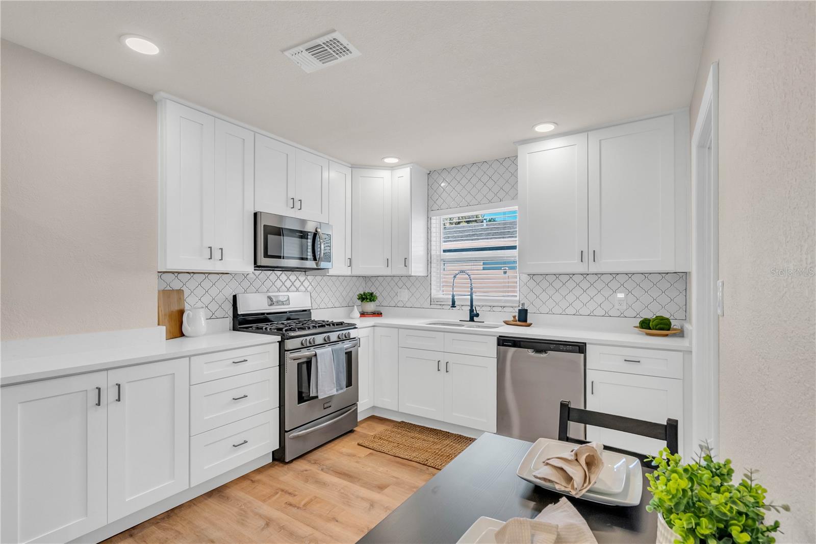 SHOREACRES CENTER - Residential