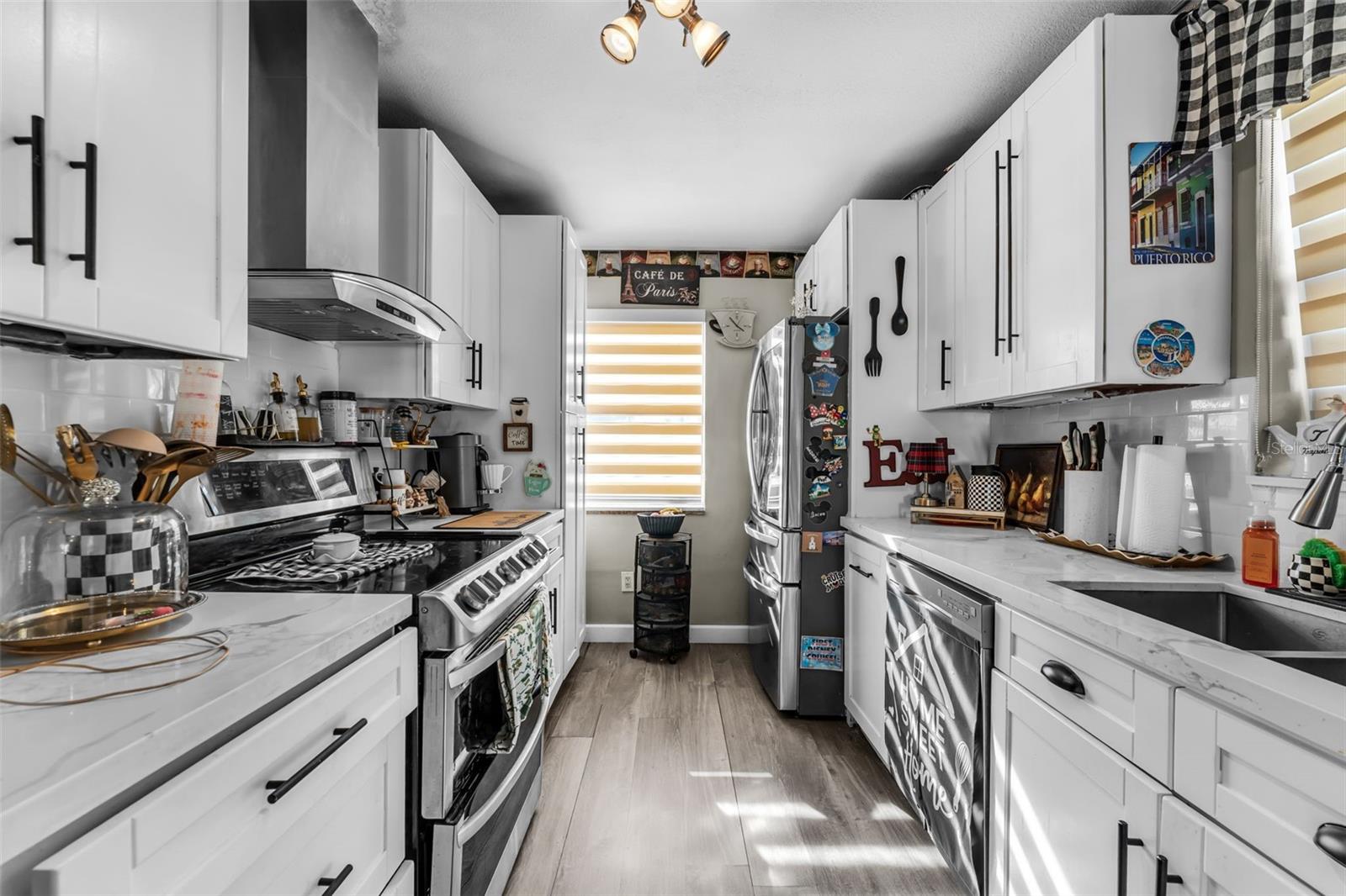 COLONIAL PINES - Residential