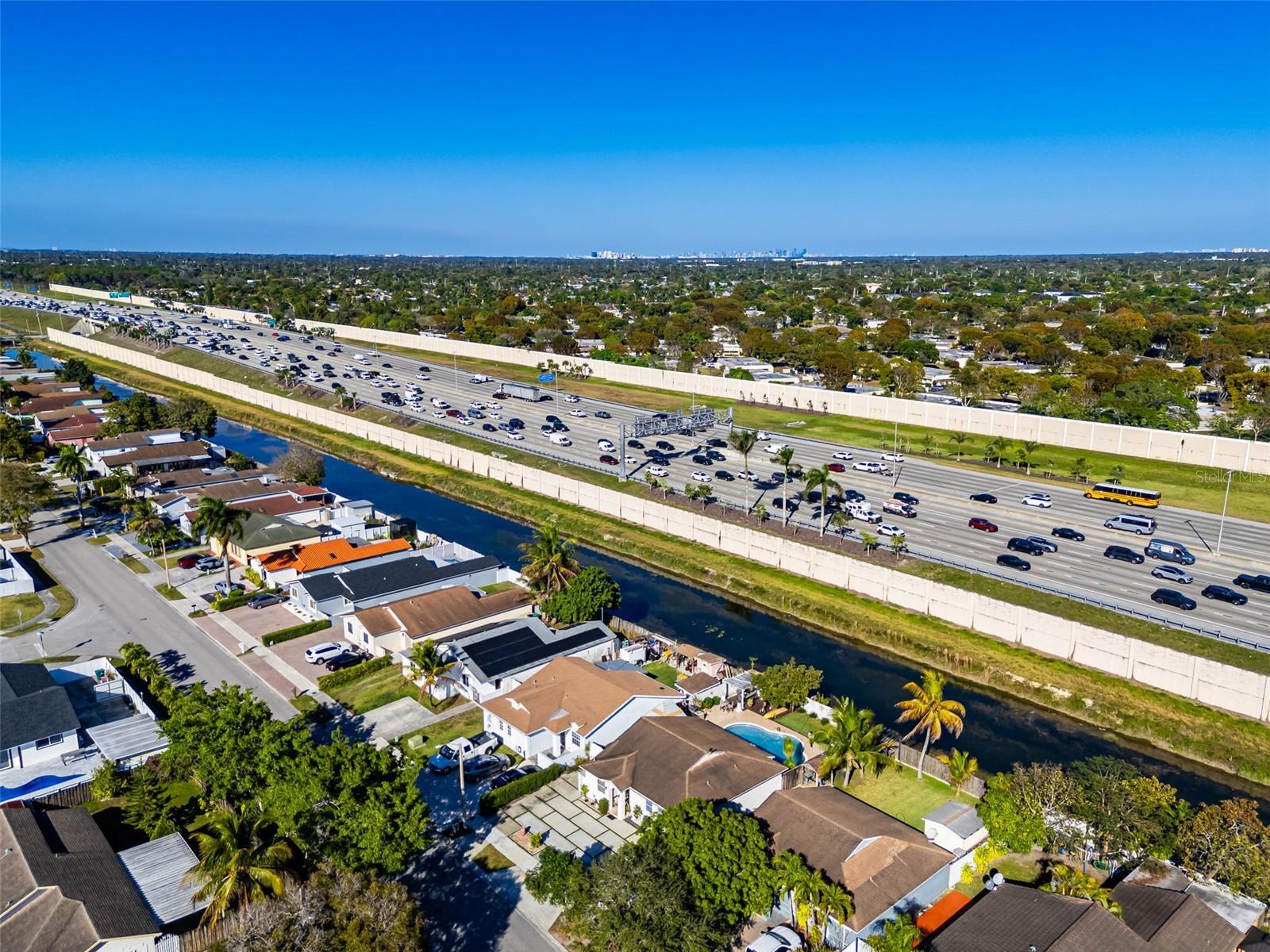 COLONIAL PINES - Residential