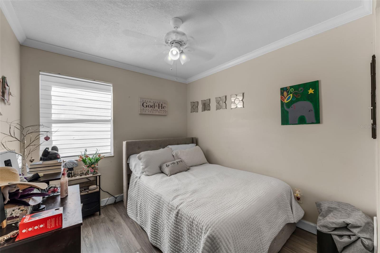 COLONIAL PINES - Residential