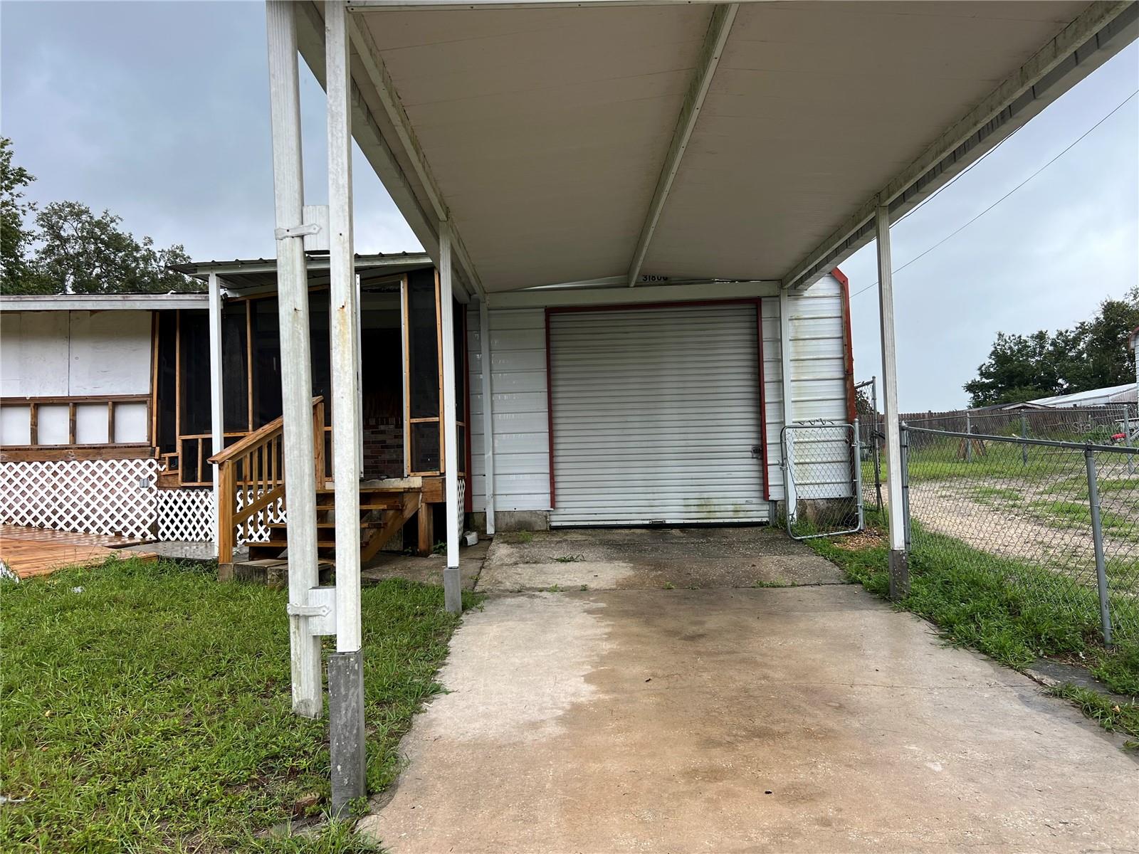 31800 E SKYLINE DRIVE