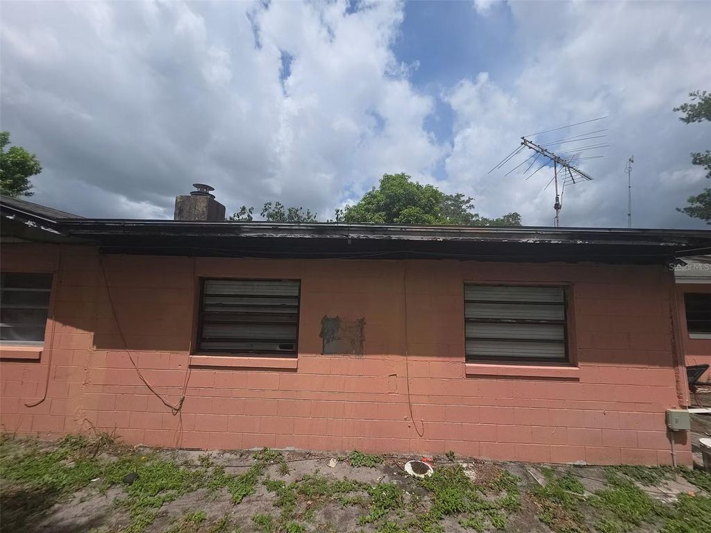 Photo of 2629 Telstar Avenue, Orlando, FL 32805 (MLS # C7516016)