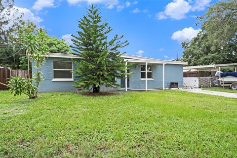 A home in SEMINOLE