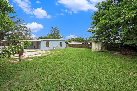 A home in SEMINOLE