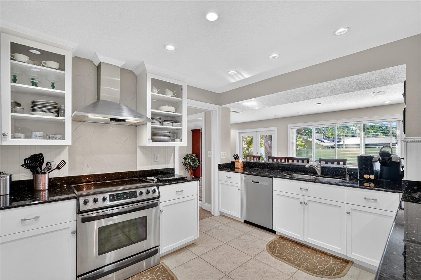 149 MAYFAIR CIRCLE W