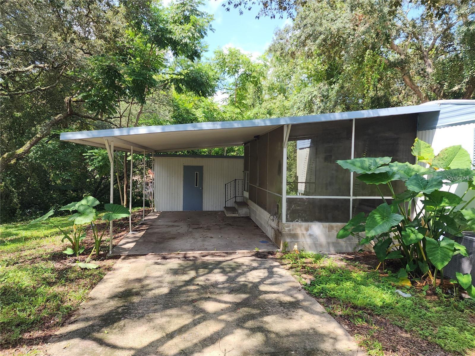 INVESTMENT PROPERTY! BEST PRICED HOME IN THE ENTIRE AREA, AND IN OVERALL GOOD CONDITION PLUS CASHFLOWING! Leased for $1050/month until january 2026. LOT SIZE IS HALF AN ACRE and backs up to small water pond, LAND is owned Not Leased
Located in Ocala Nation Forest 5 minutes from Winn Dixie shopping and more. Excellent for a first time home buyer, rental, winter retreat or an inexpensive homestead. Property has been nicely renovated and kept in good condition. Hurry! Home is located in the Ocala National Forest which affords you almost a ½ million acres of Forest to roam, 600 lakes, 2 rivers, Juniper Springs, Silver Glen Springs, Salt Springs, Swimming, Skiing, Big BASS Fishing, Boating, Camping, Hiking, Horse back riding and some of the best ATV riding anywhere. Daytona Beach is just 1 hour away. Let the fun begin! You need it!