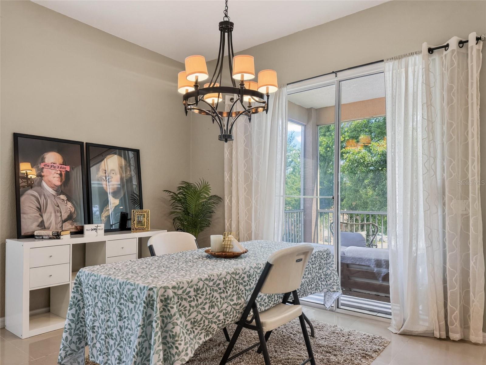 PHILLIPS BAY CONDO PH 02 OR 5723/2465 - Residential