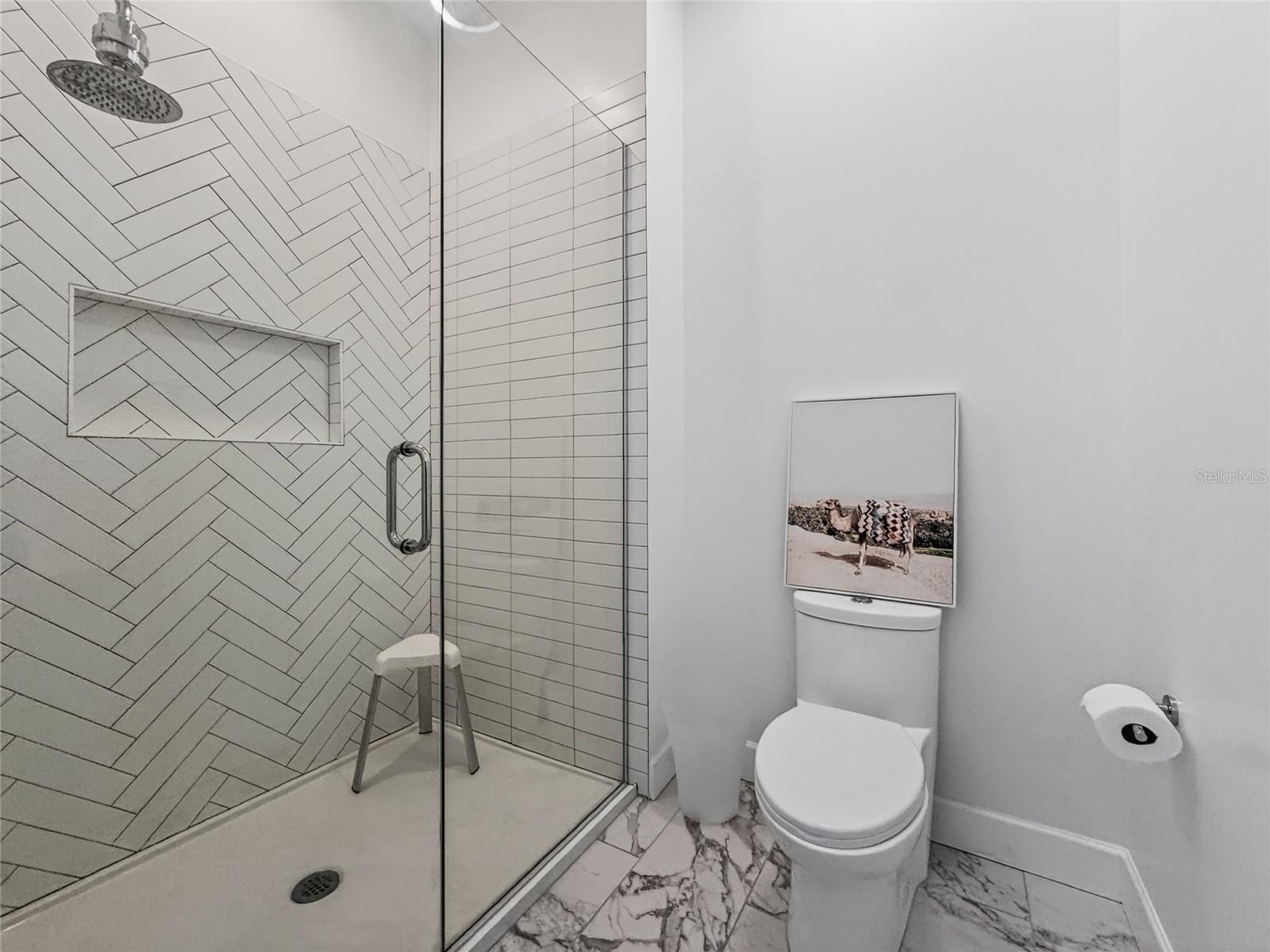 PHILLIPS BAY CONDO PH 02 OR 5723/2465 - Residential