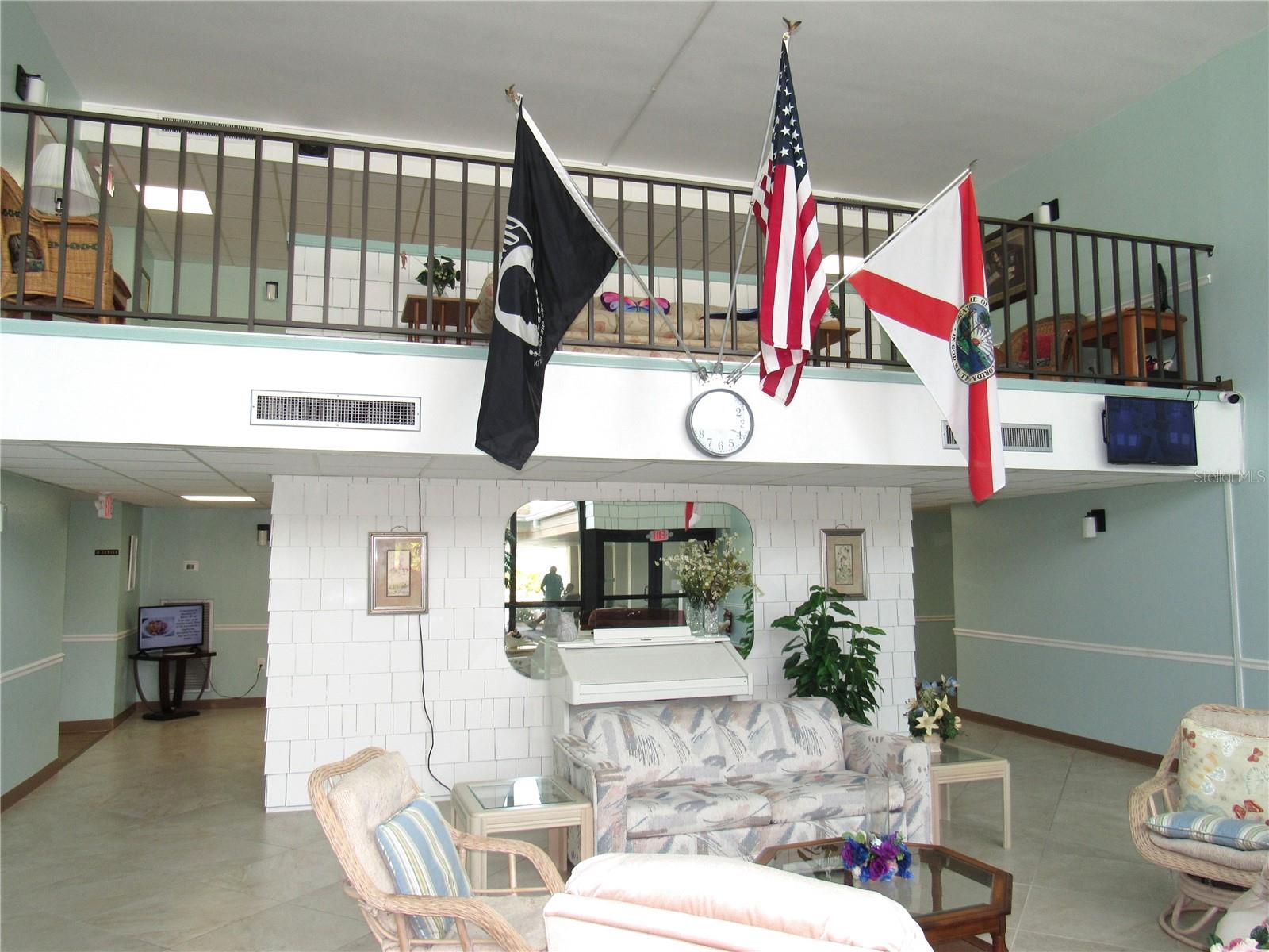 CAMBRIDGE HOUSE - Residential