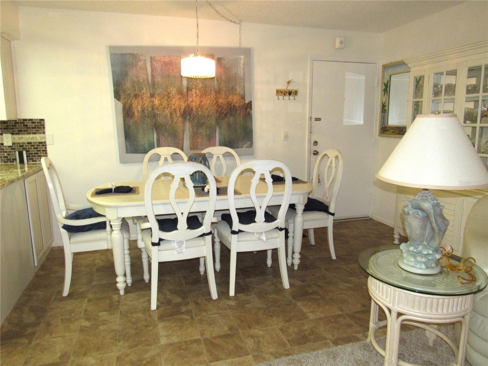 CAMBRIDGE HOUSE - Residential