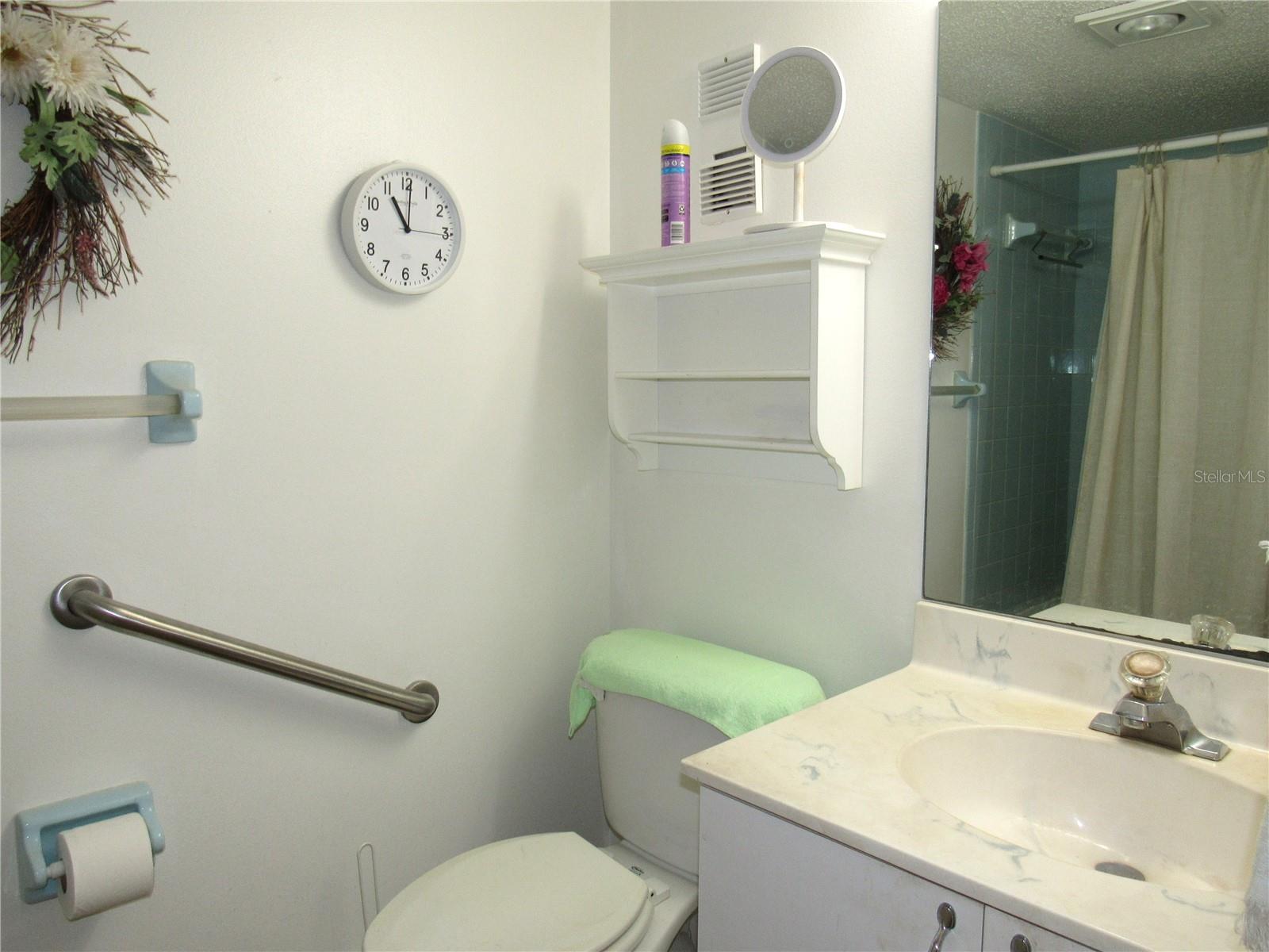 CAMBRIDGE HOUSE - Residential