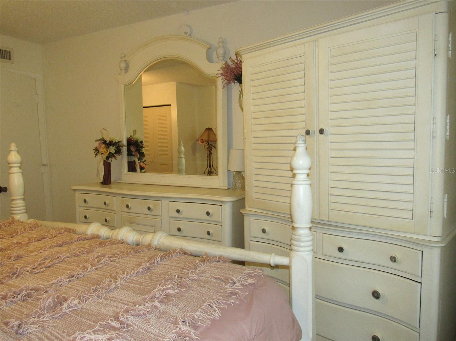 CAMBRIDGE HOUSE - Residential