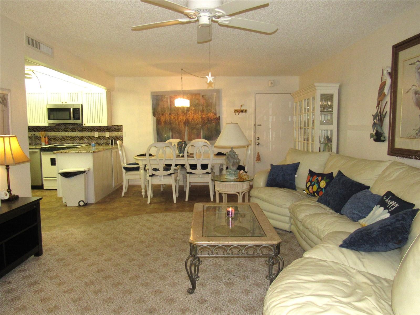 CAMBRIDGE HOUSE - Residential