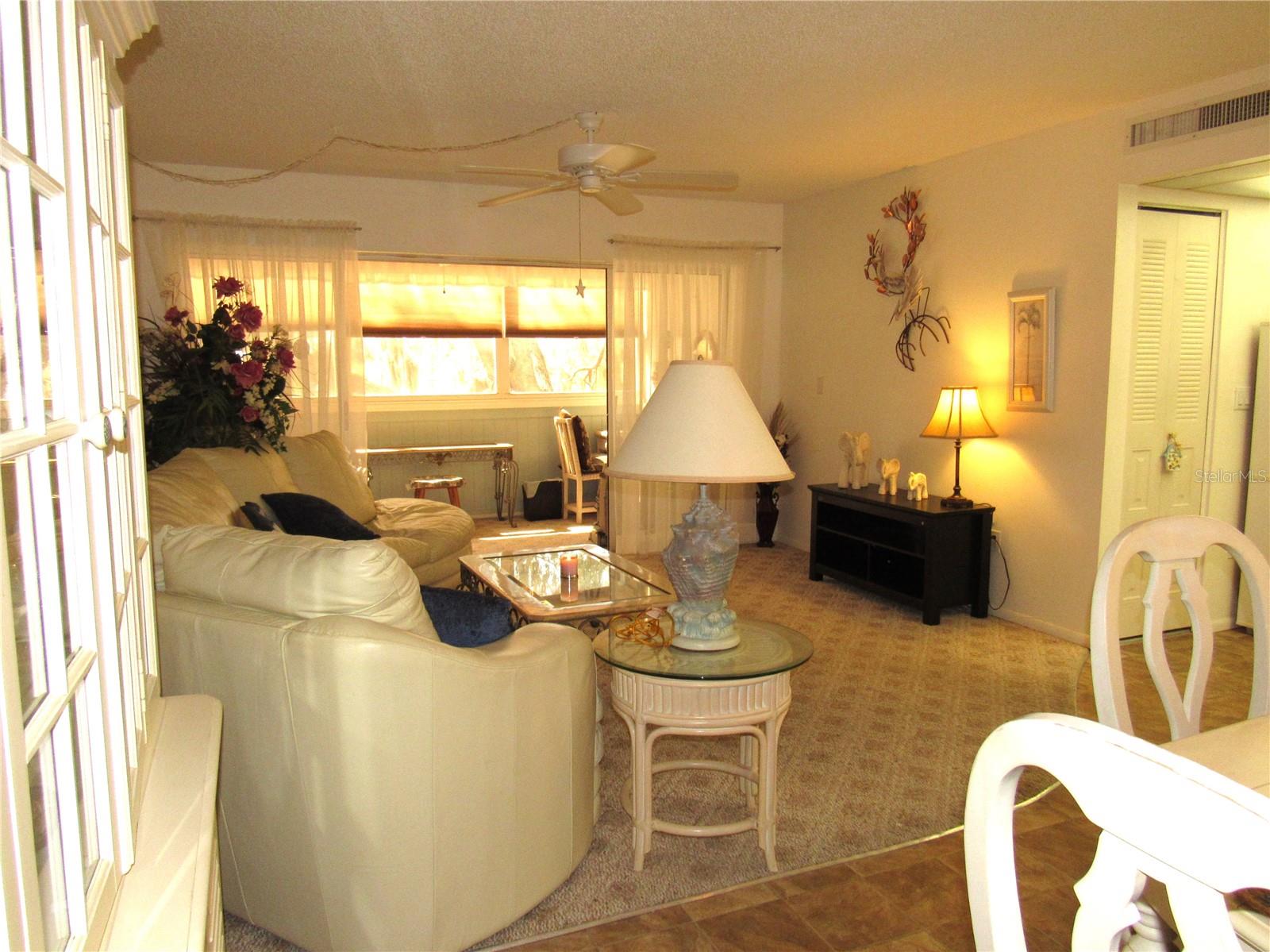 CAMBRIDGE HOUSE - Residential