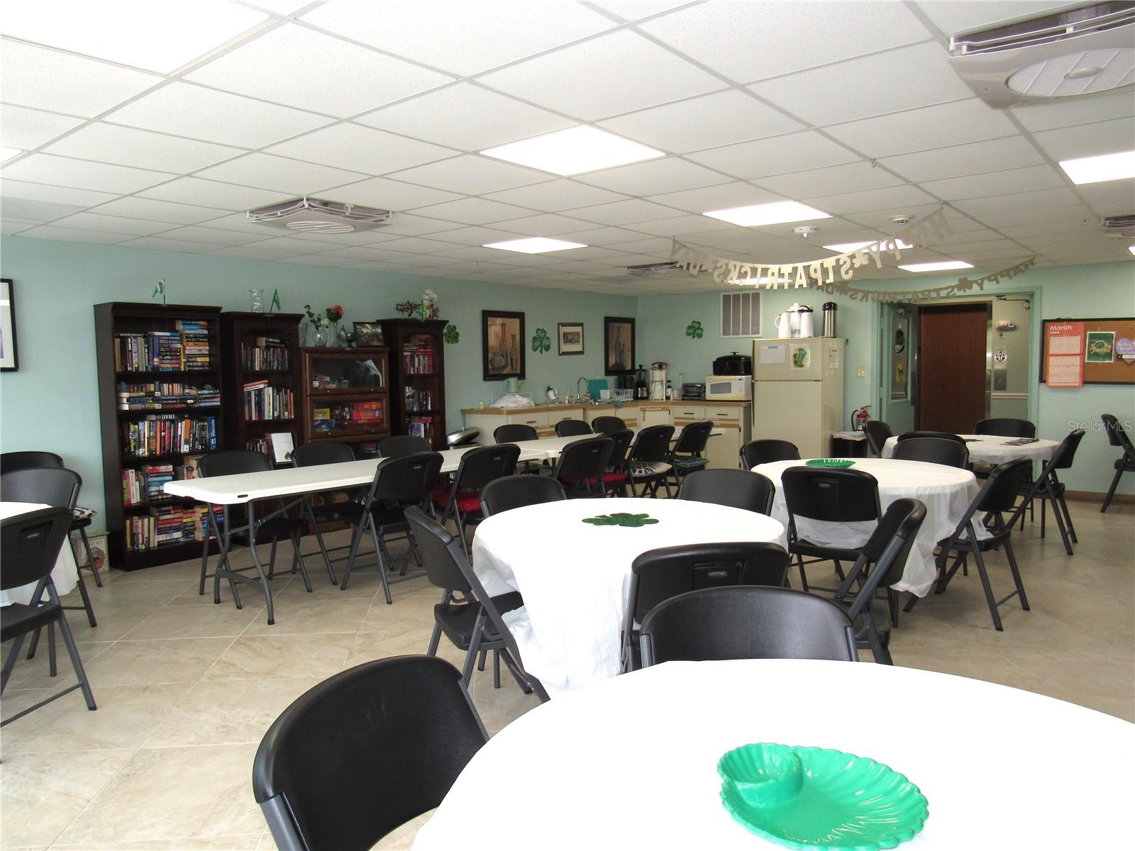 CAMBRIDGE HOUSE - Residential