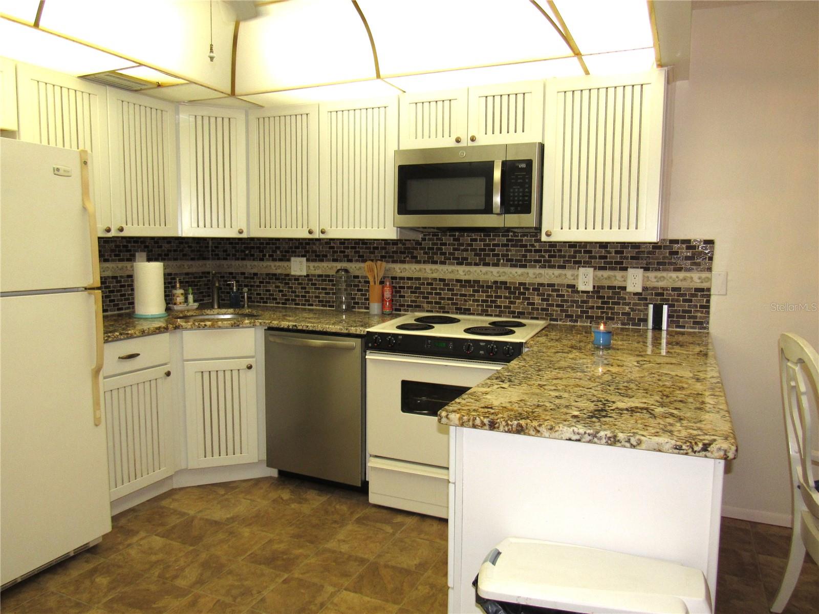 CAMBRIDGE HOUSE - Residential