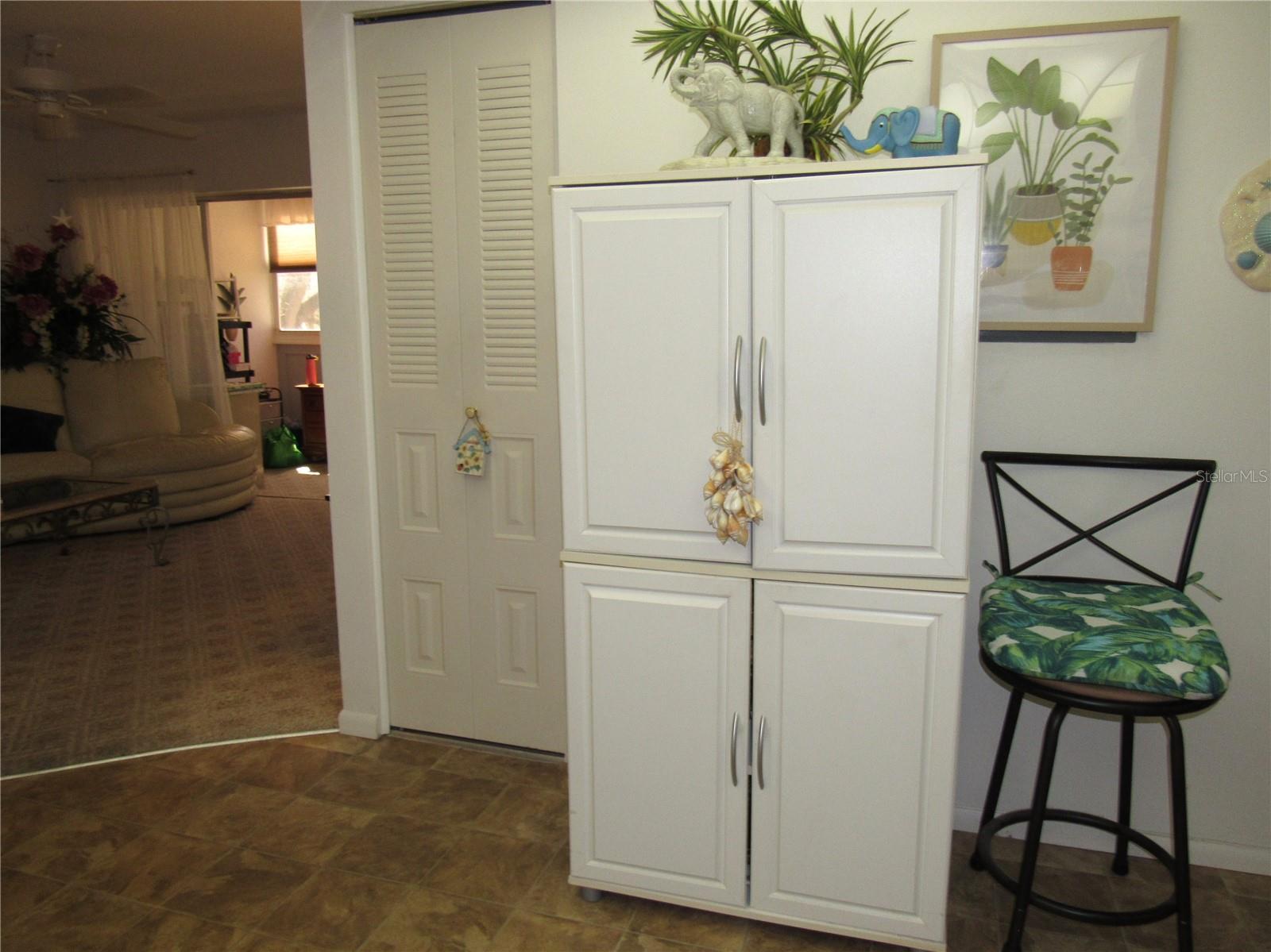 CAMBRIDGE HOUSE - Residential