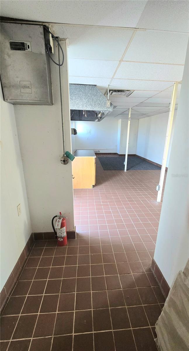 VENICE EDGEWOOD SEC OF - Commercial Lease