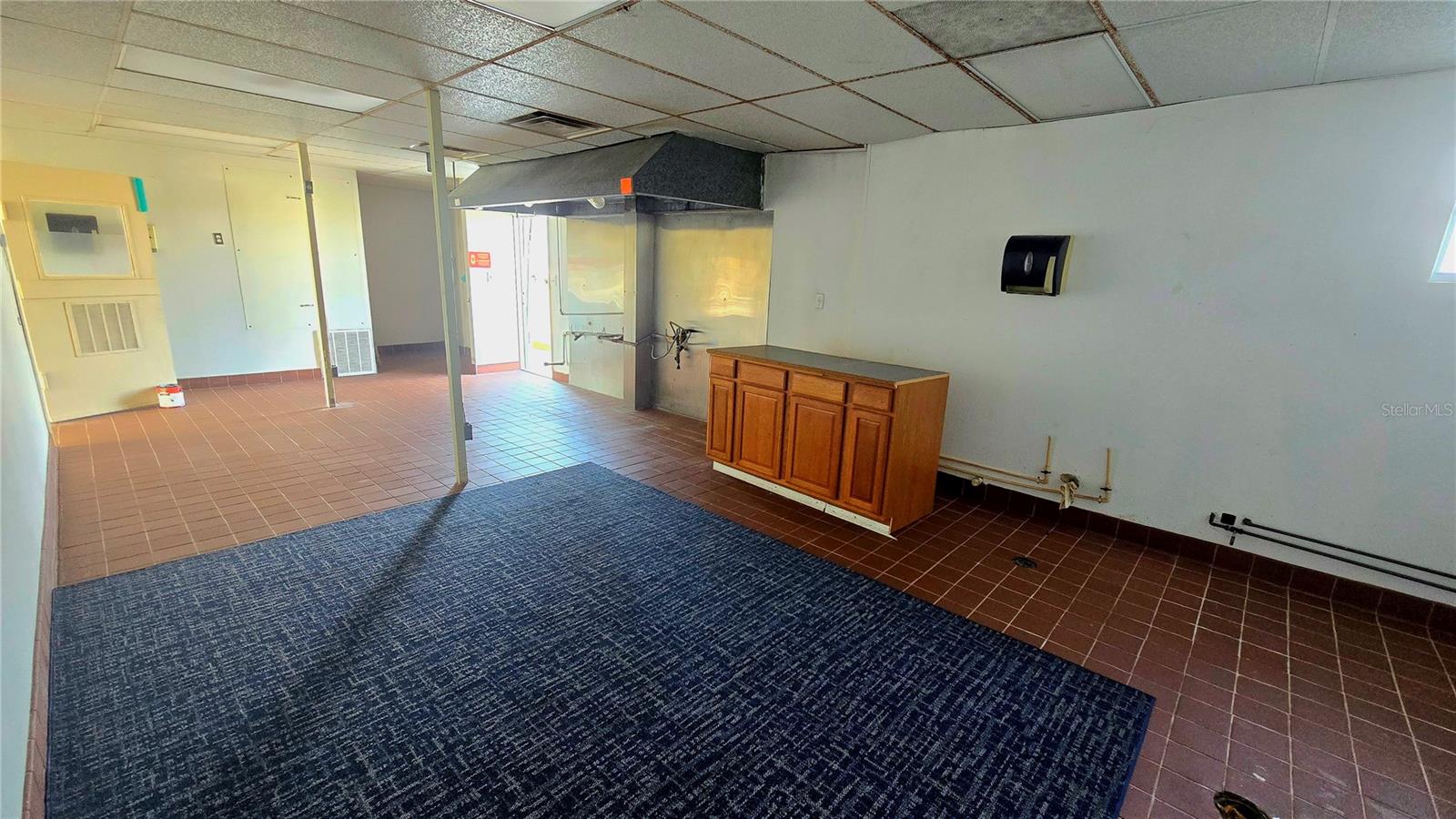 VENICE EDGEWOOD SEC OF - Commercial Lease