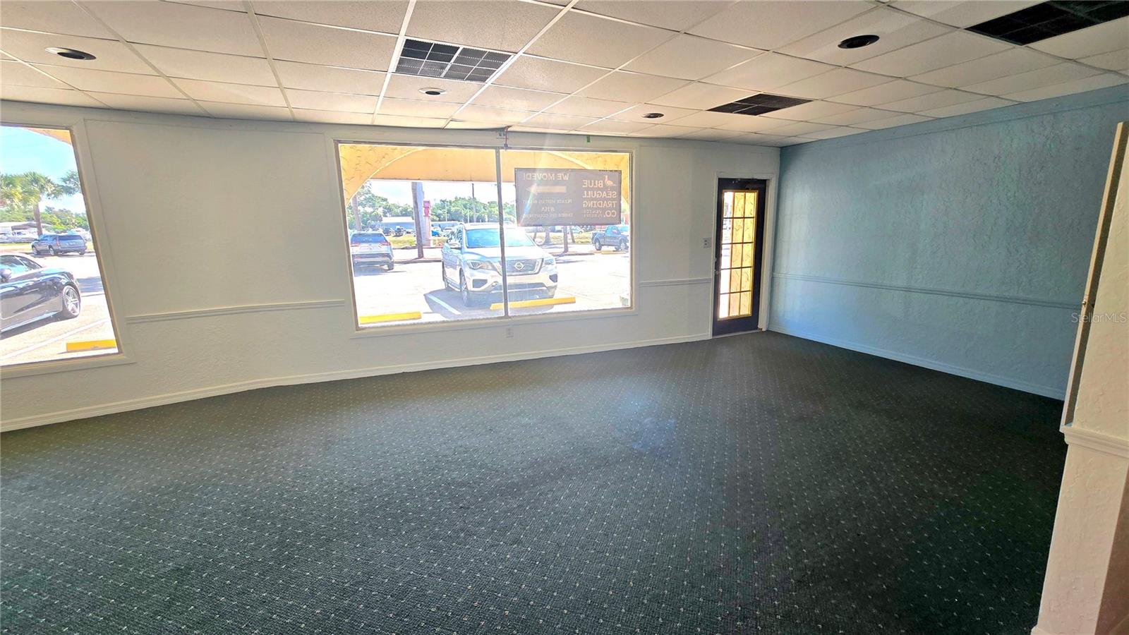 VENICE EDGEWOOD SEC OF - Commercial Lease