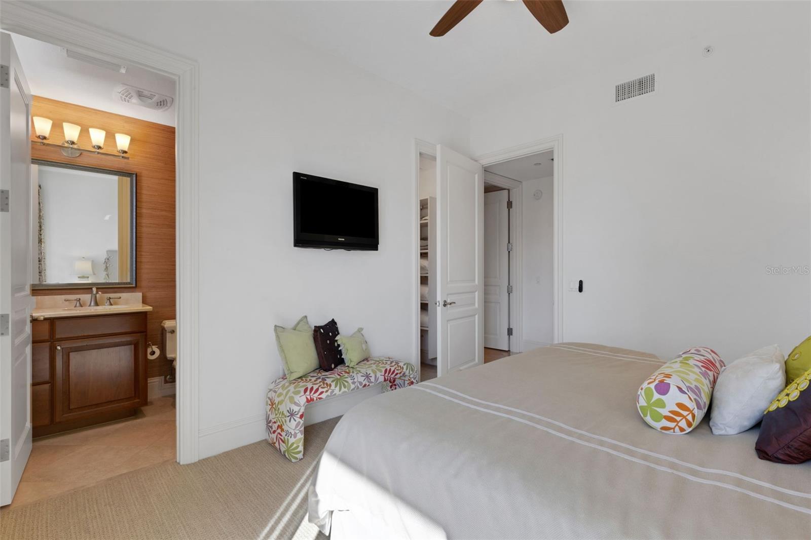 LA BELLASARA - Residential