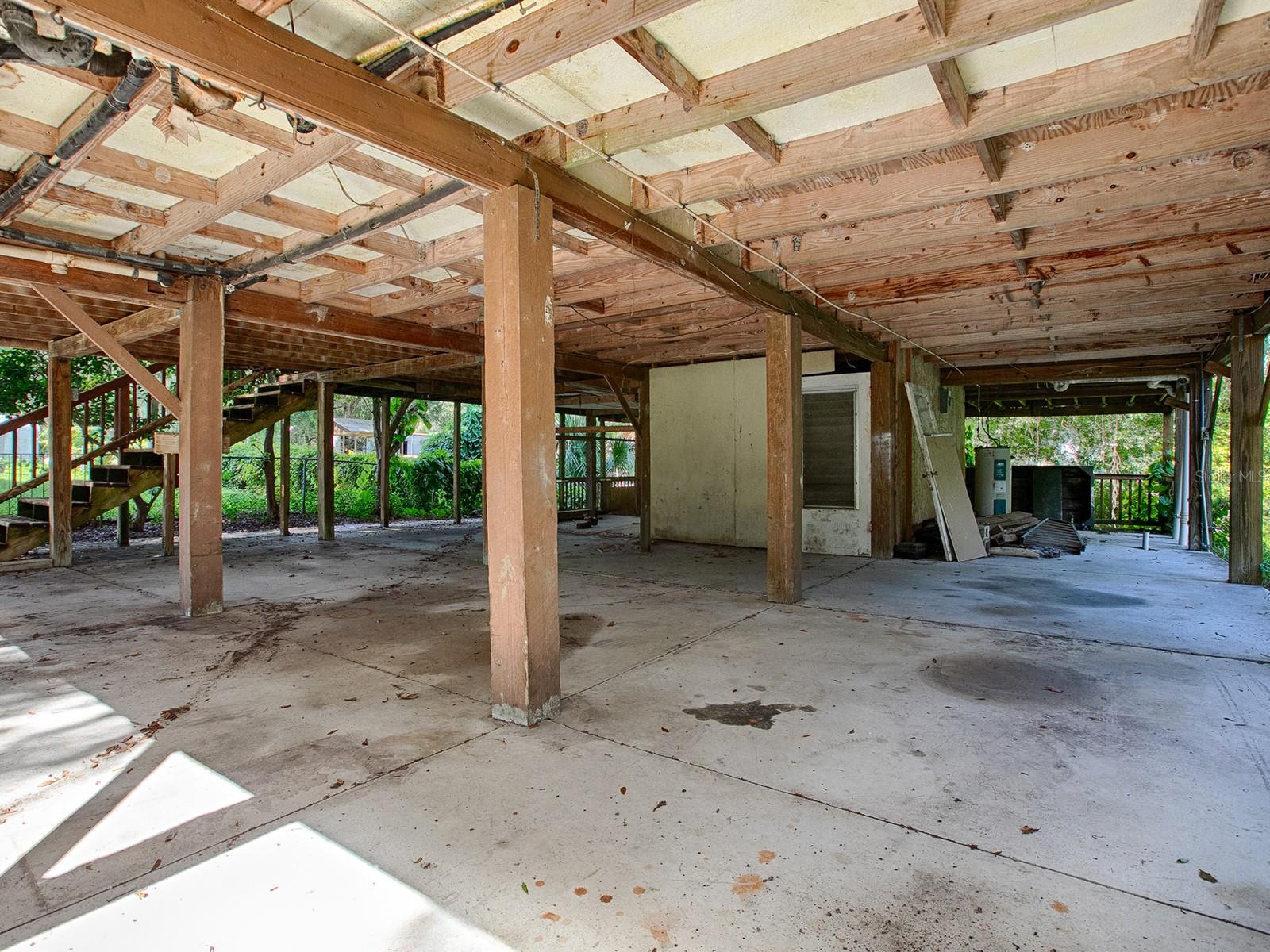 PANASOFFKEE RETREATS - Residential