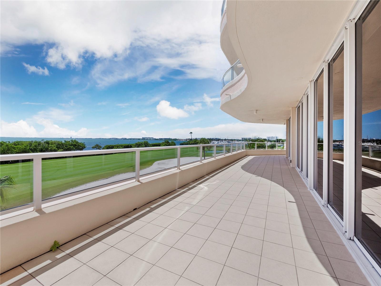 GRAND BAY 3 - Residential