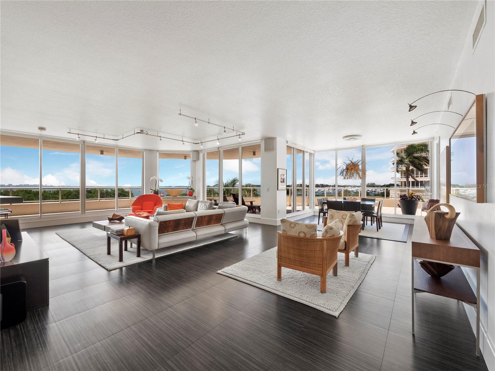 GRAND BAY 3 - Residential