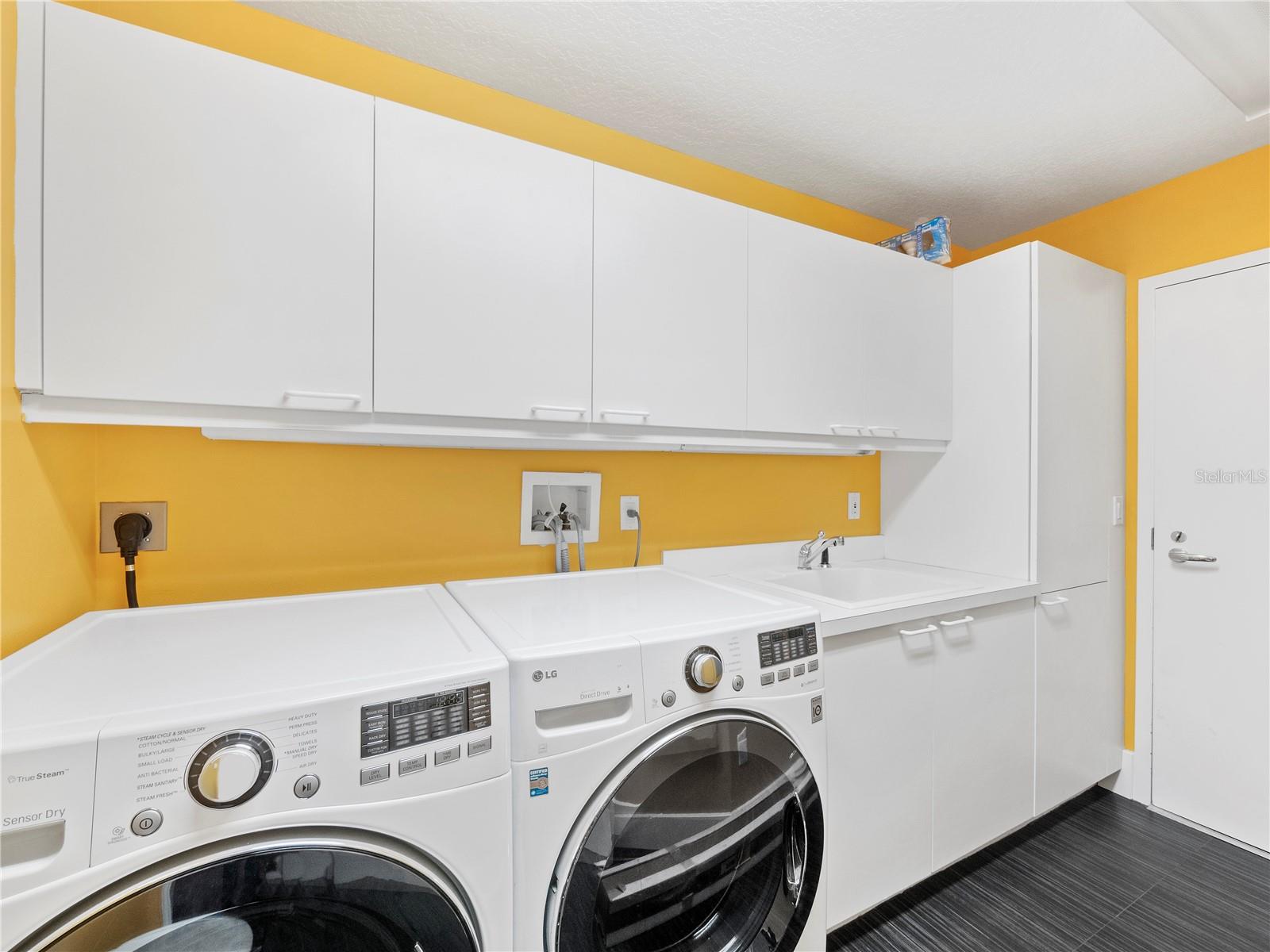 GRAND BAY 3 - Residential