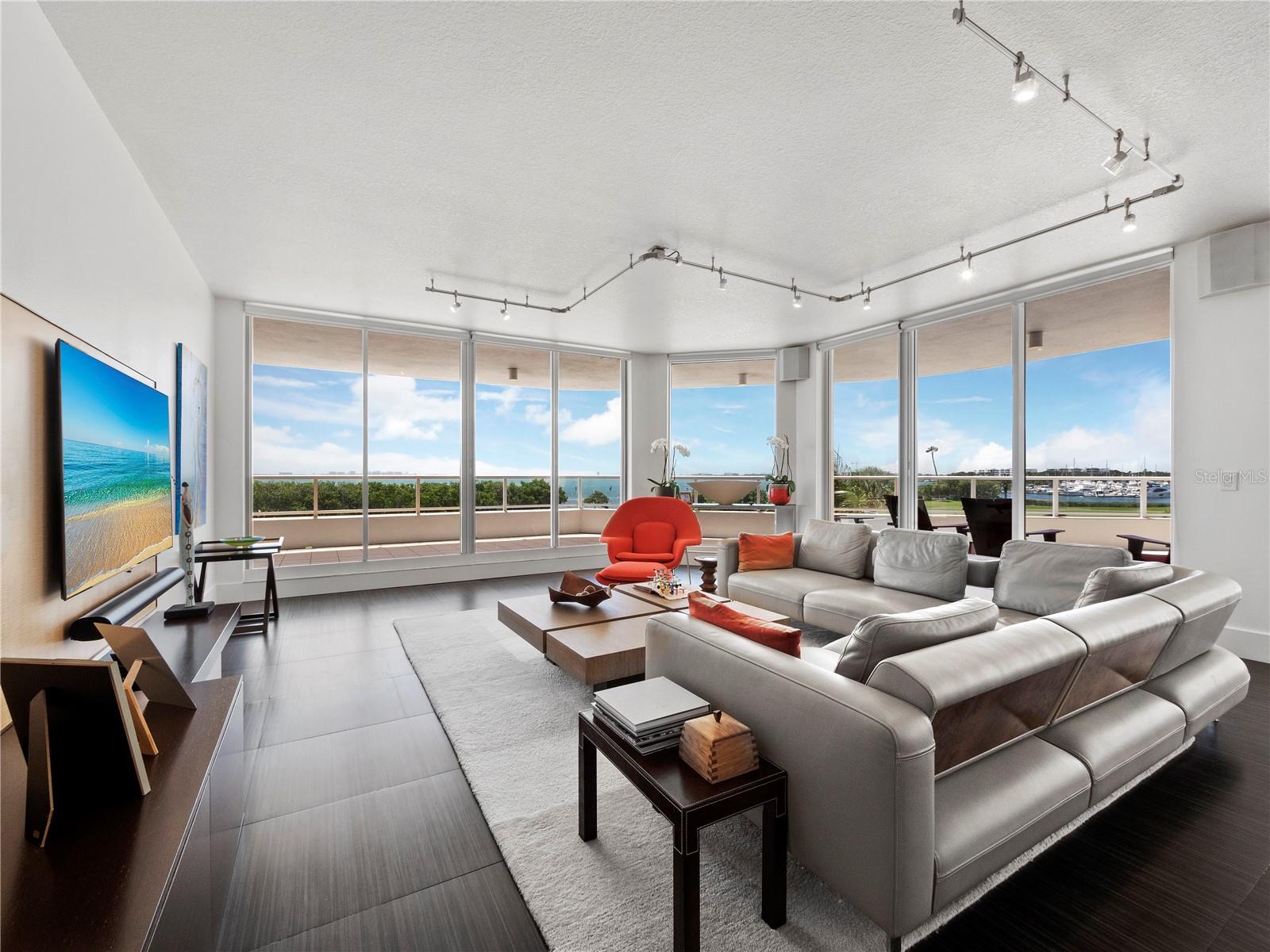 GRAND BAY 3 - Residential