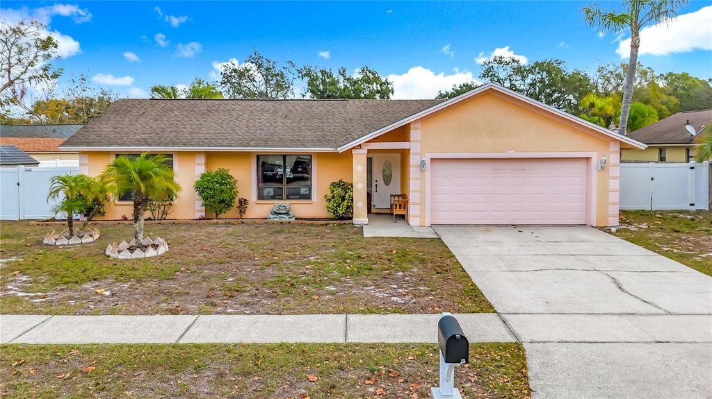 Photo of 4108 Tyndale Drive, Brandon, FL 33511 (MLS # TB8465349)