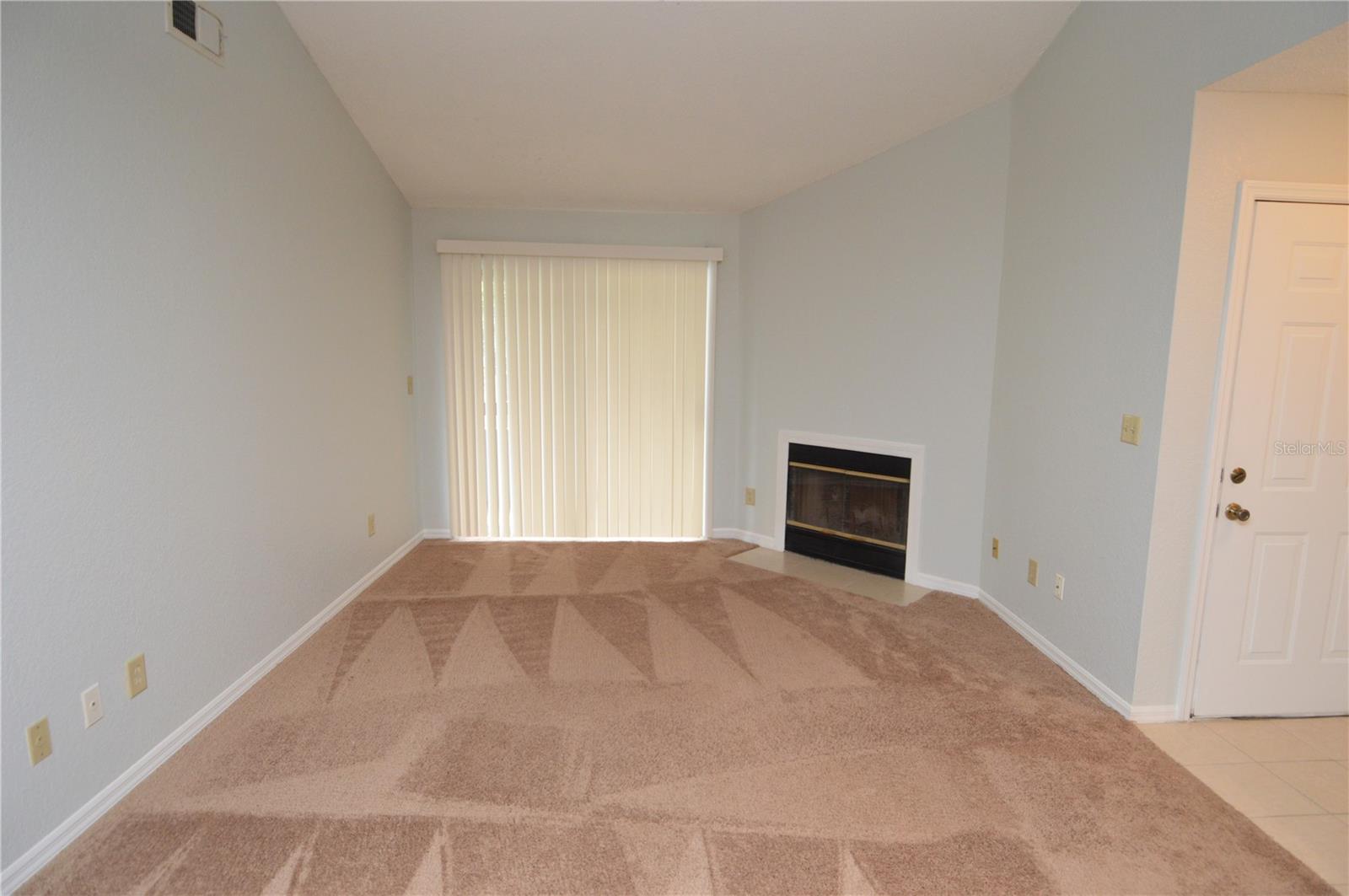 ITOPIA PRIVATE RESIDENCES CONDO - Residential Lease