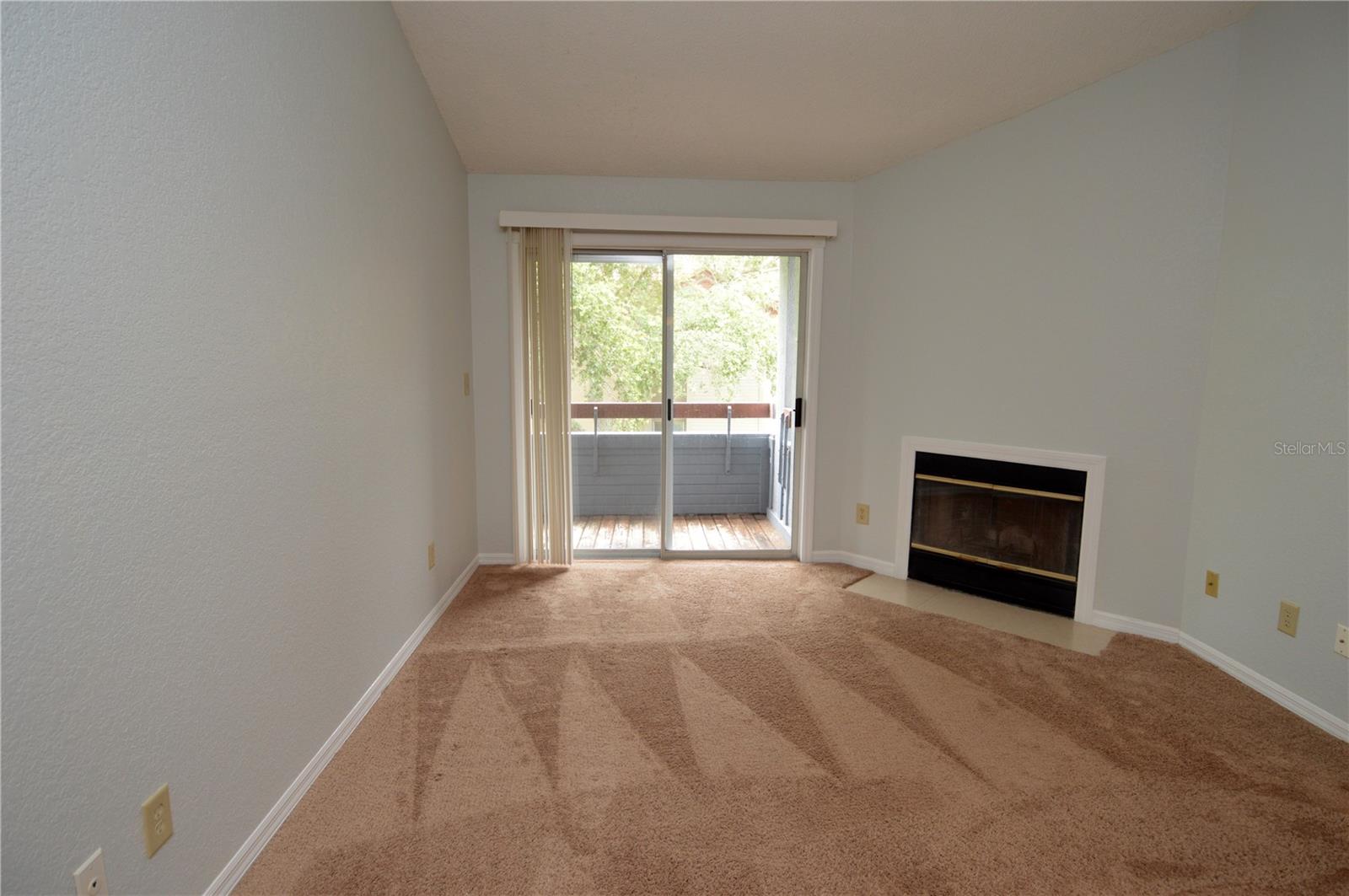 ITOPIA PRIVATE RESIDENCES CONDO - Residential Lease