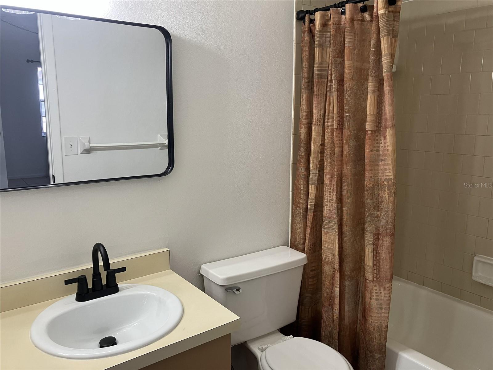 CORTEZ GARDENS FIRST SEC - Residential