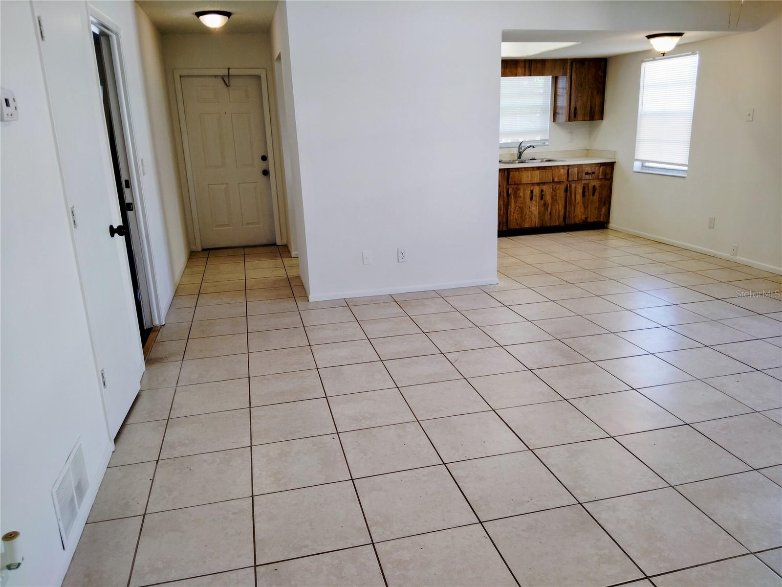 CORTEZ GARDENS FIRST SEC - Residential