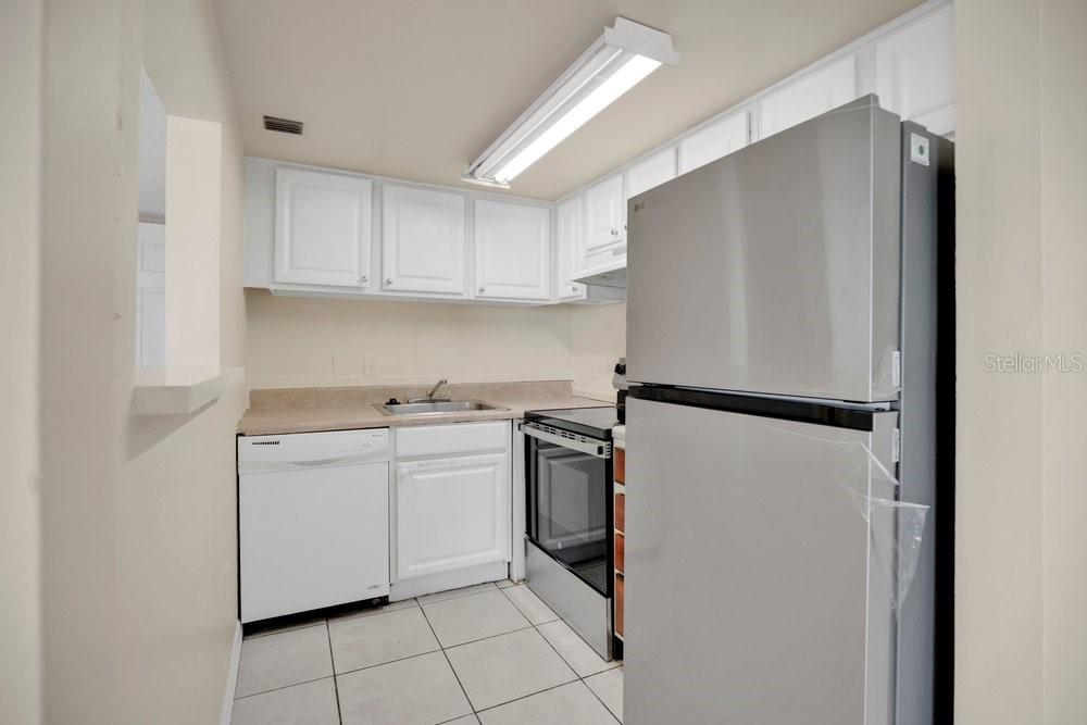 2507 N ALAFAYA TRAIL 10