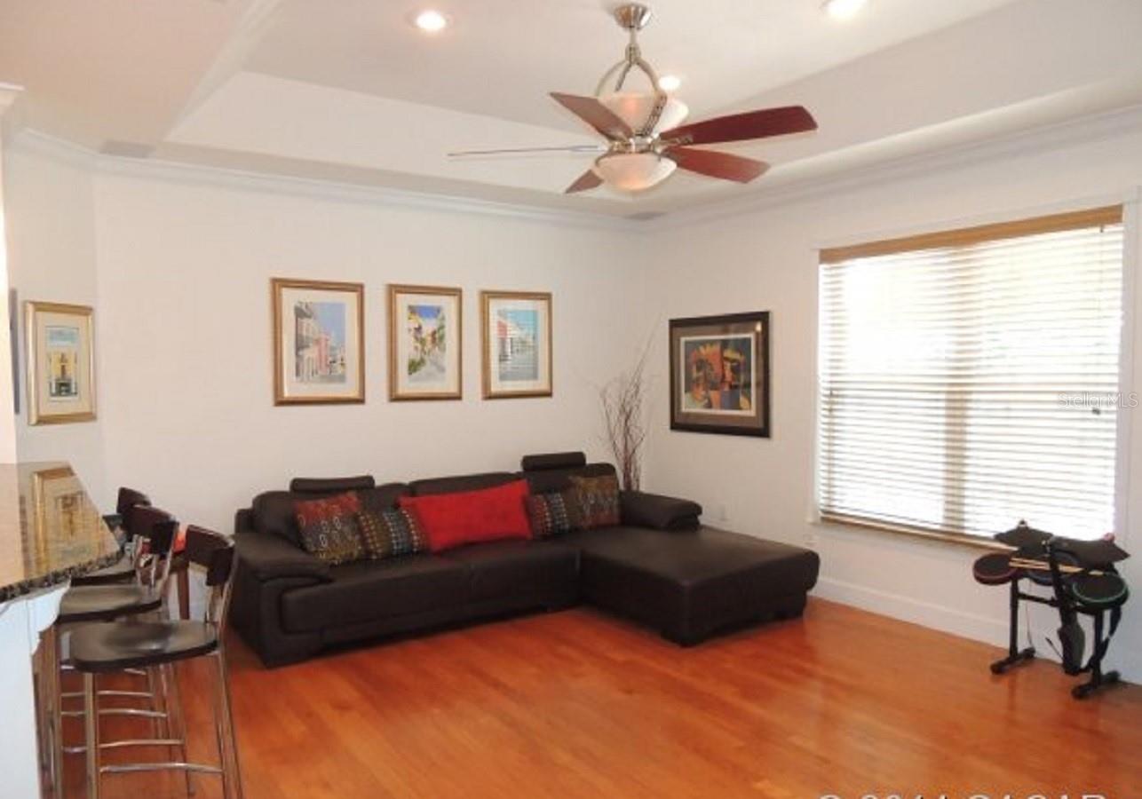 SOMERSET - Residential Lease