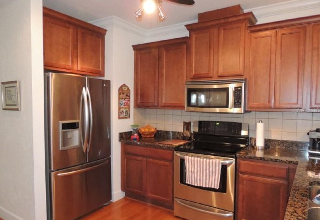 SOMERSET - Residential Lease