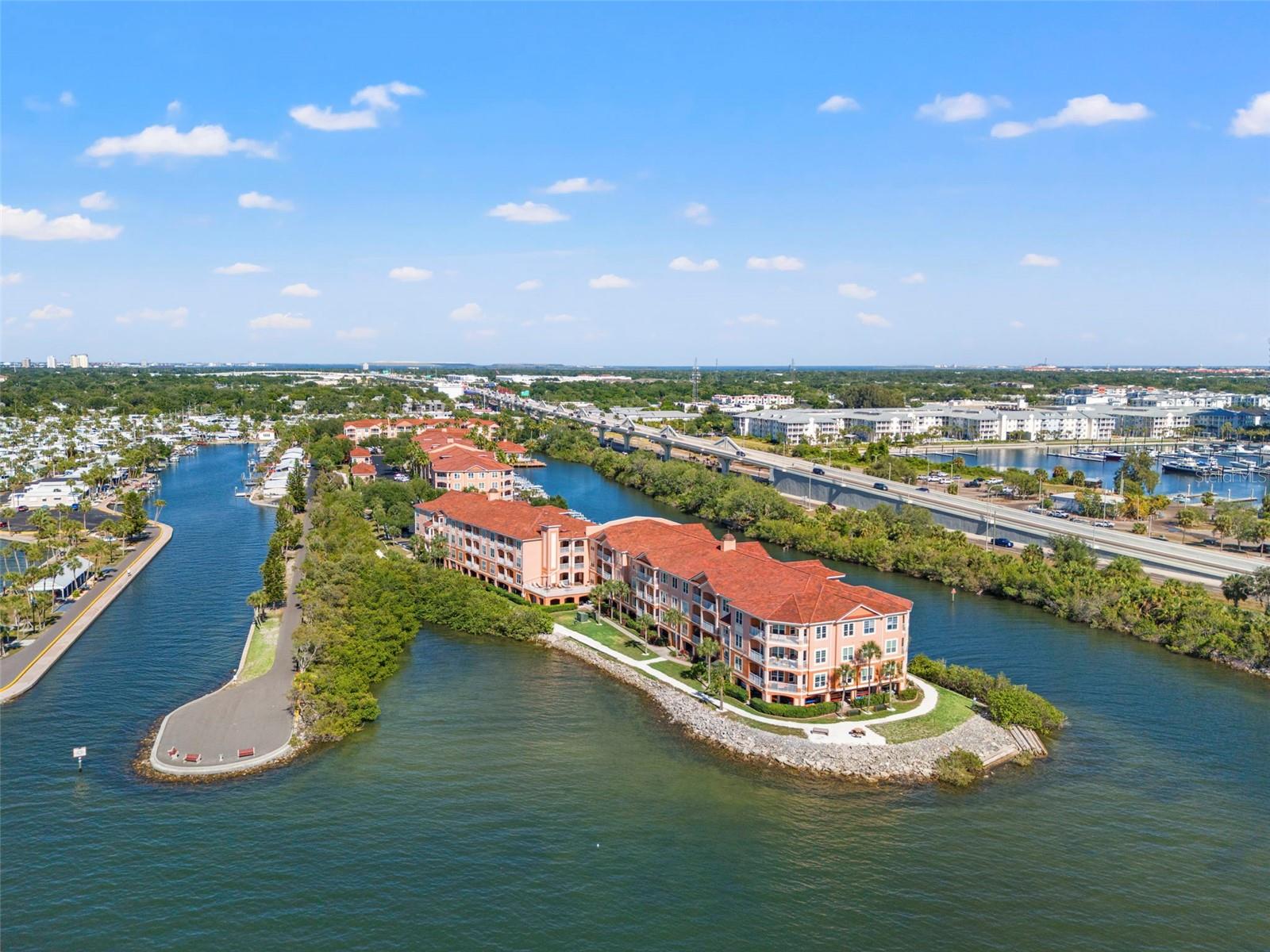 CULBREATH KEY BAYSIDE CONDOMIN - Residential