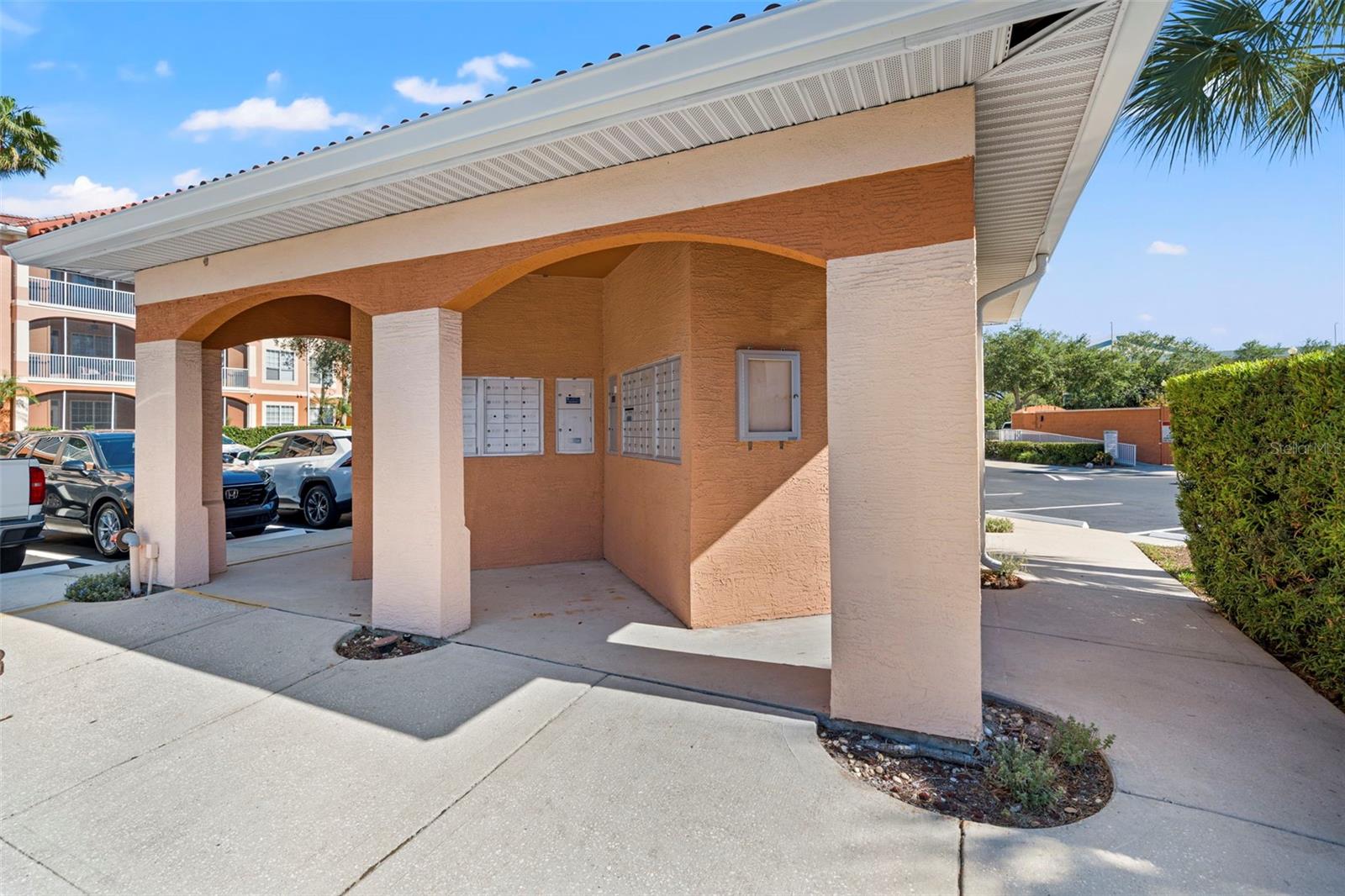 CULBREATH KEY BAYSIDE CONDOMIN - Residential