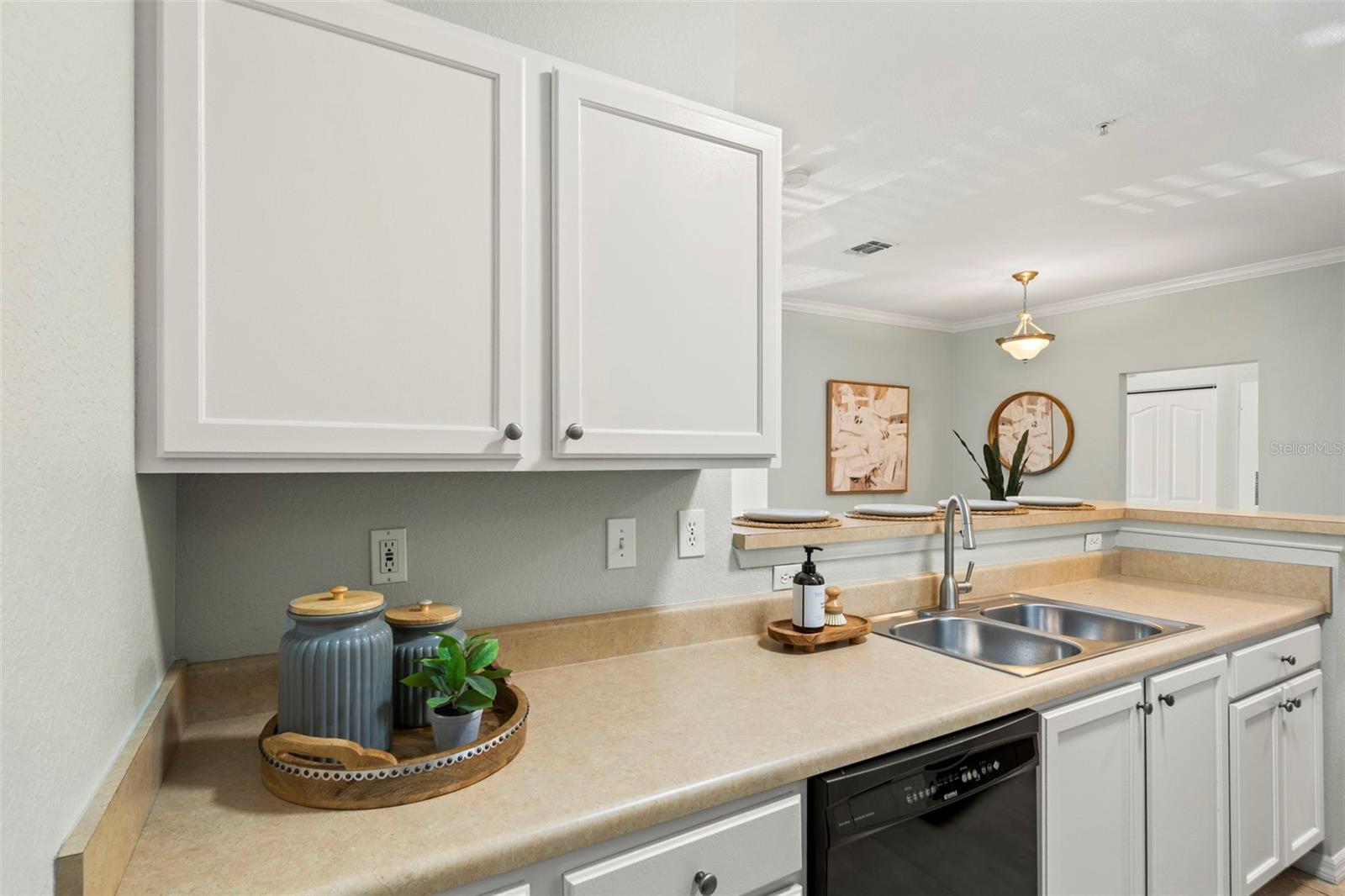 CULBREATH KEY BAYSIDE CONDOMIN - Residential