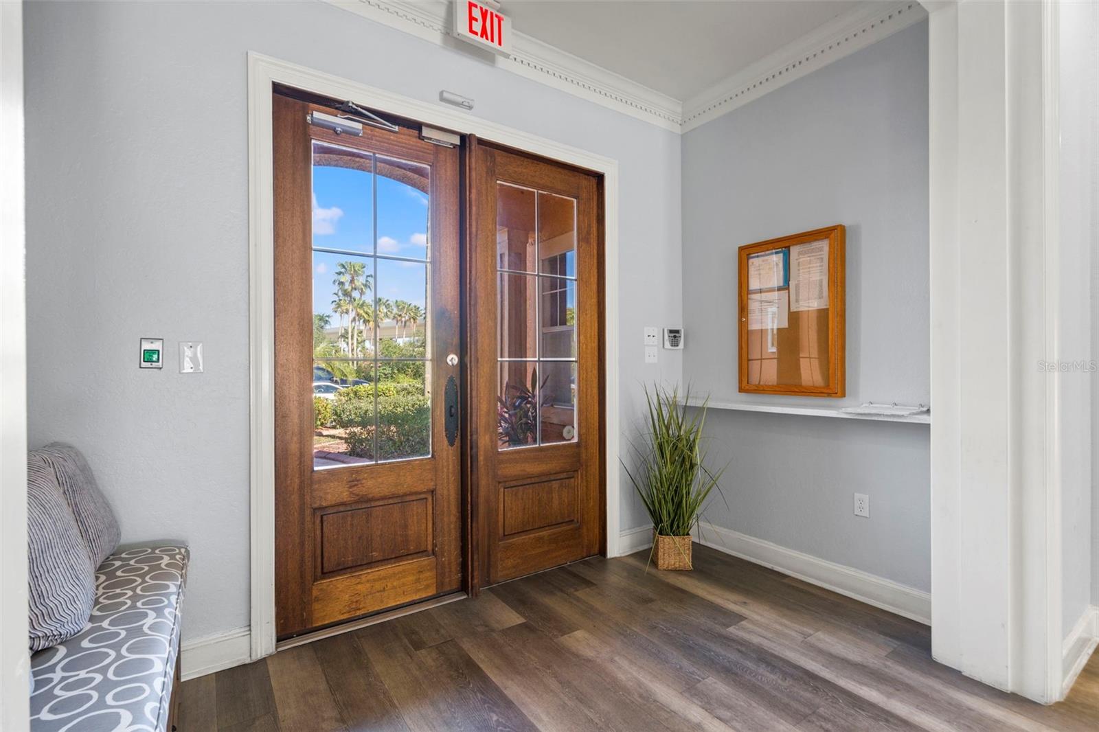 CULBREATH KEY BAYSIDE CONDOMIN - Residential