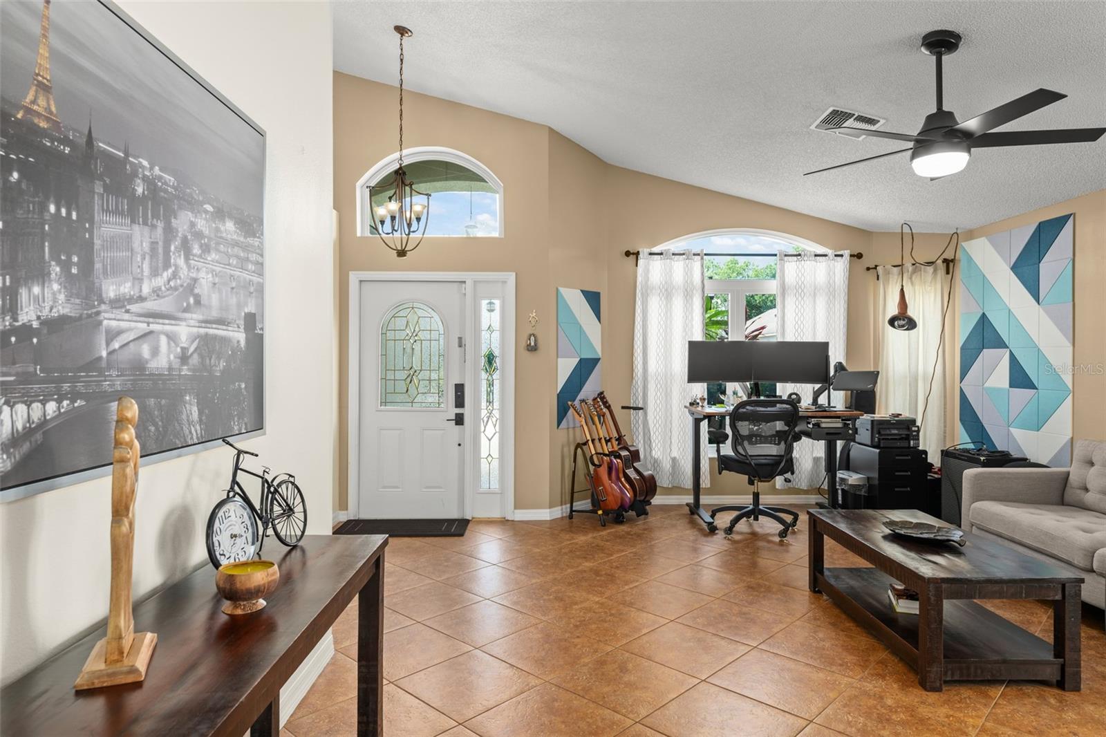 462 LAKEPARK TRAIL