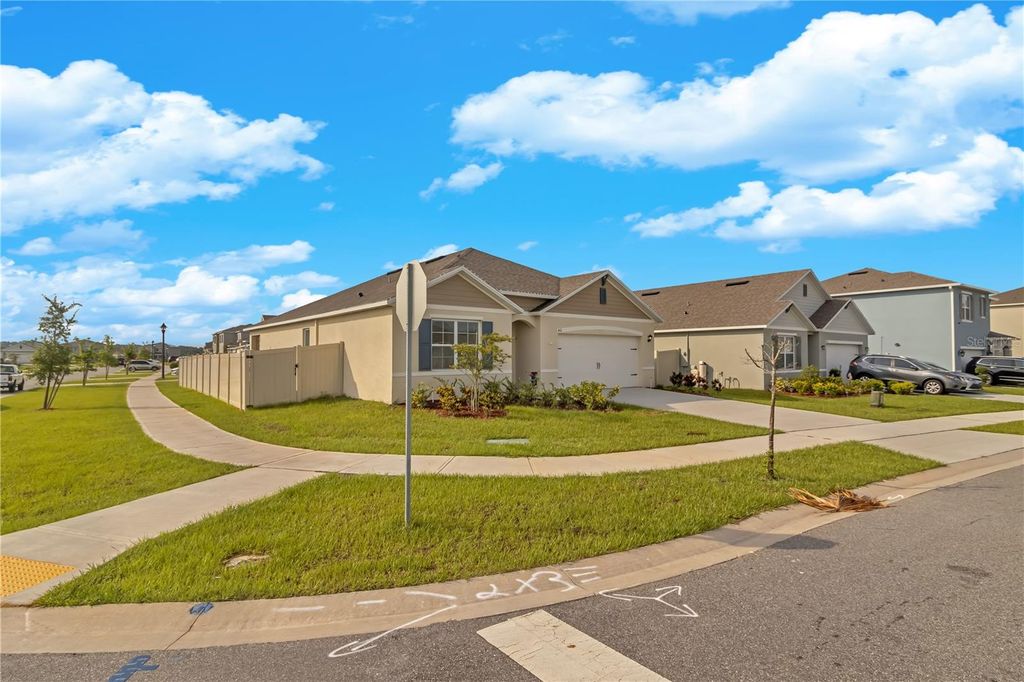Photo of 452 Noble Avenue, Davenport, FL 33837 (MLS # S5150163)