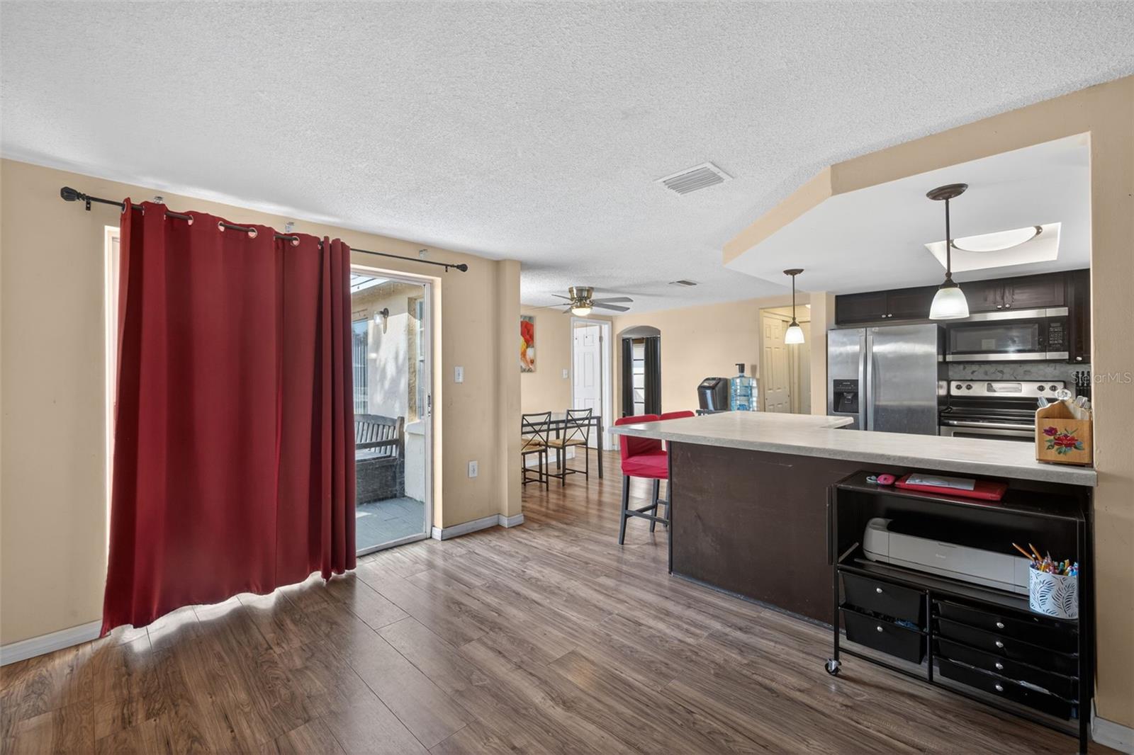 THE LAKES - Residential