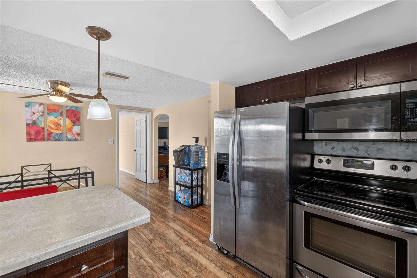 THE LAKES - Residential